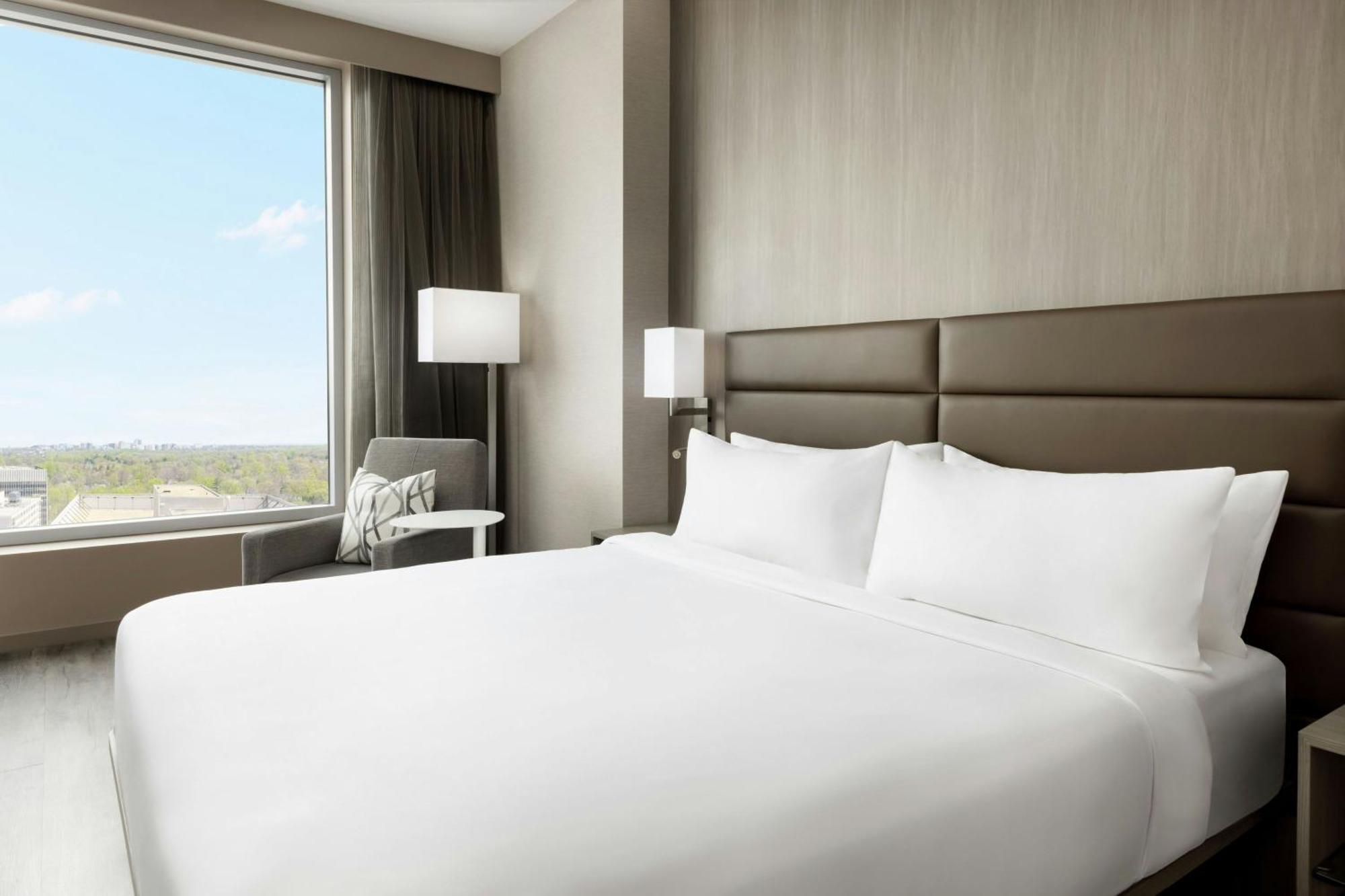 Ac Hotel By Marriott Bethesda Downtown Zewnętrze zdjęcie